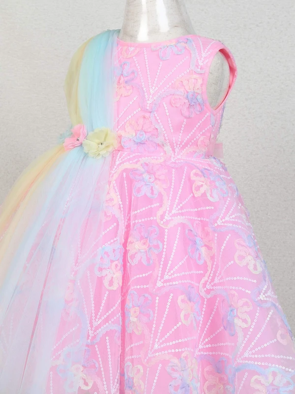 69ff038cb3a411778320268.webp